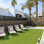 Casa Maresia, Playa Bastian Sea Views - Communal Swimming Pool Tatil Evi Costa Teguise