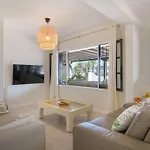 Casa Maresia, Playa Bastian Sea Views - Communal Swimming Pool * Costa Teguise