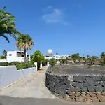 Casa Maresia, Playa Bastian Sea Views - Communal Swimming Pool Tatil Evi Costa Teguise